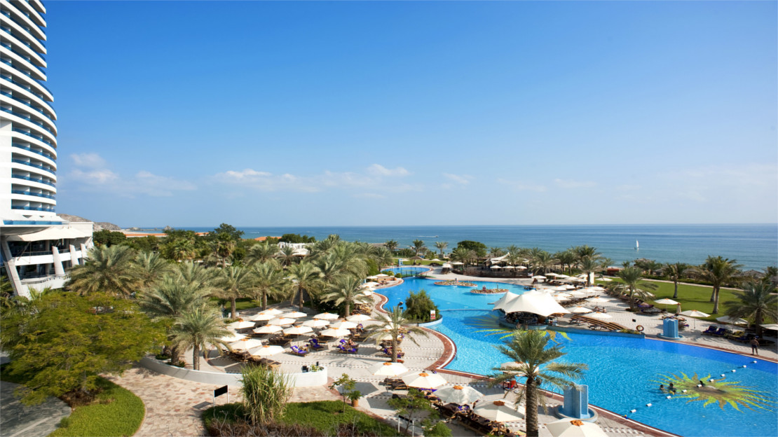 Le Méridien Al Aqah Beach Resort